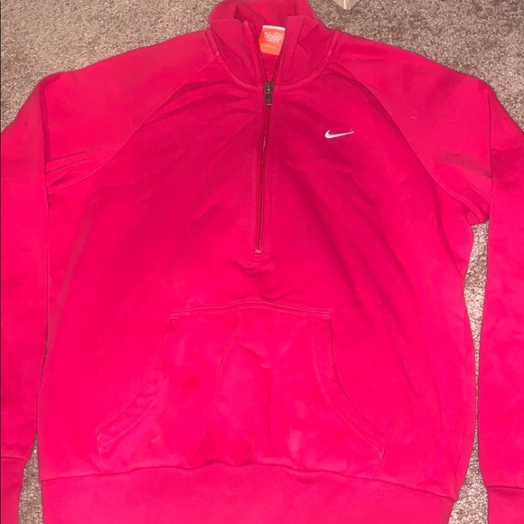 nike red sweater